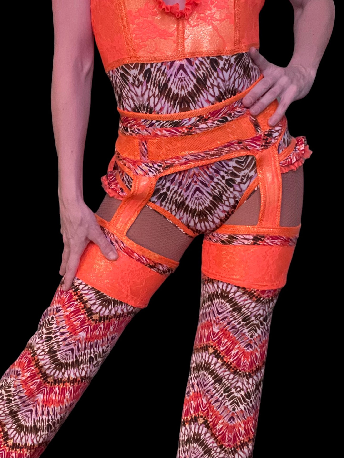 Deep V leotard with Bootylicious Bootlegs