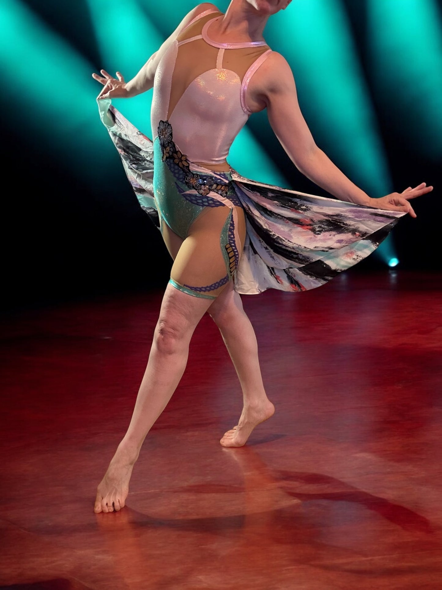 Modern Dancing Diva