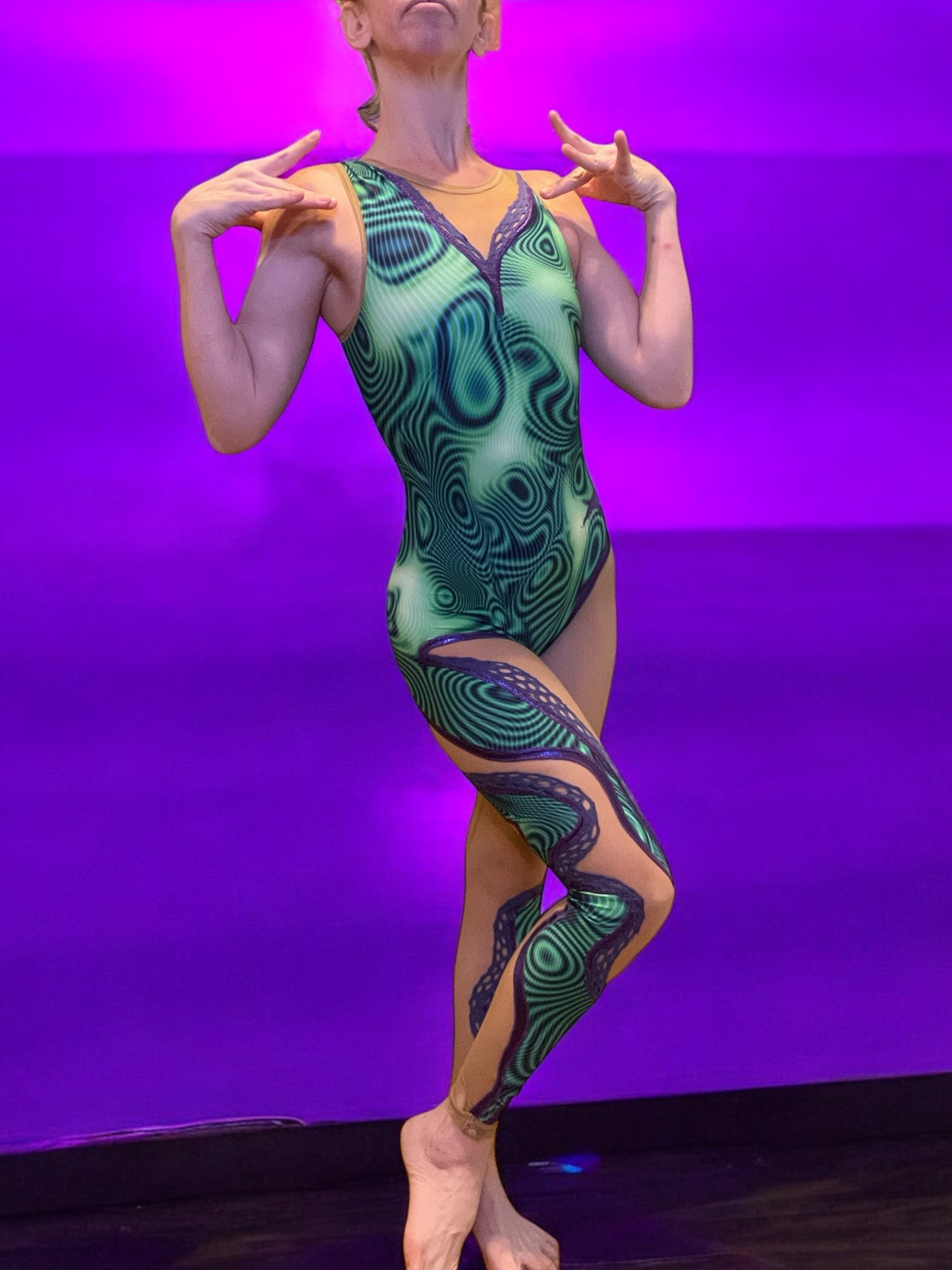 💜Sexy Little Swirly Suit💚