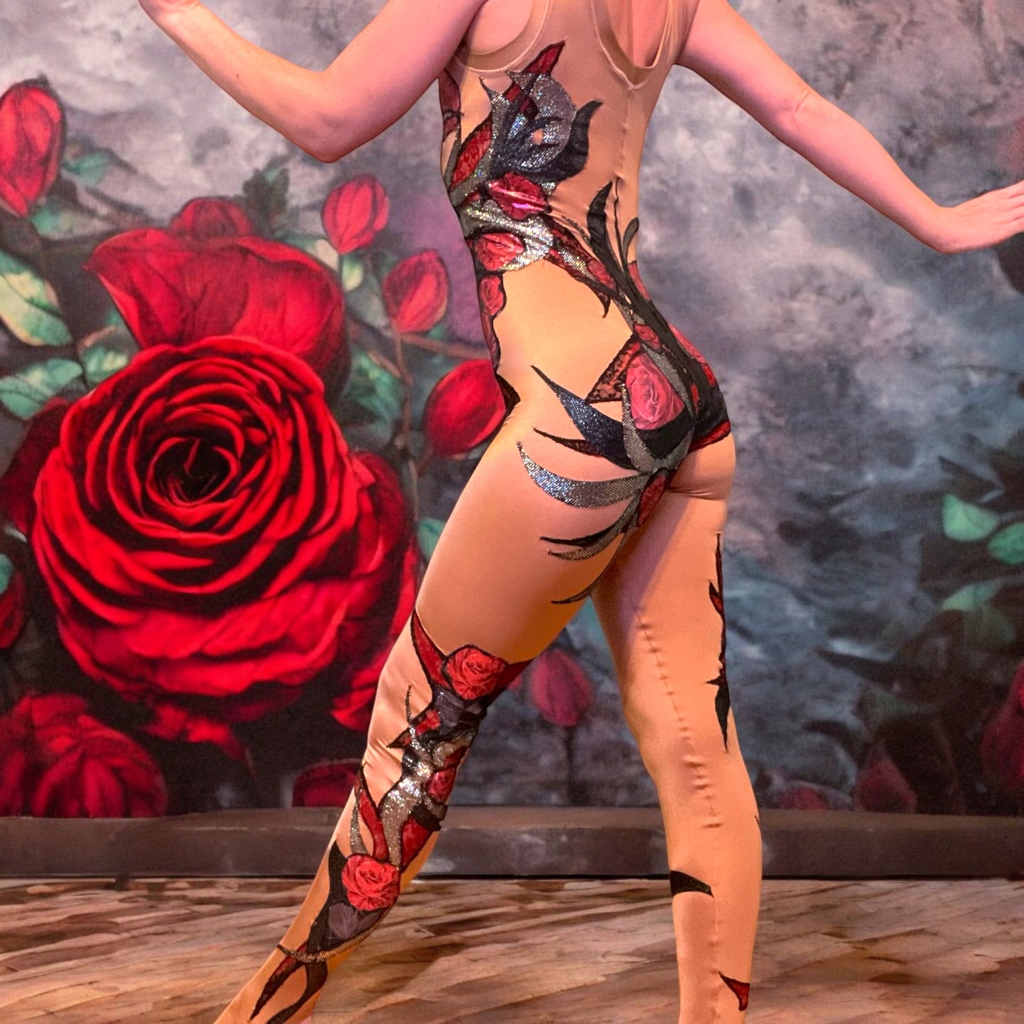 Scarlet Thorn🌹