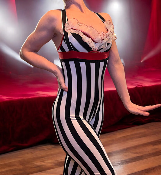 High-waisted Circus Pants & Ruffle Bra : 2-piece set