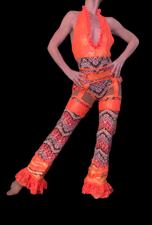 Deep V leotard with Bootylicious Bootlegs